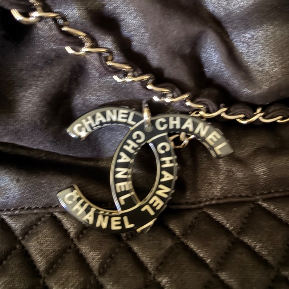 Chanel Melrose Cabas chain tote - Picture 3 of 9